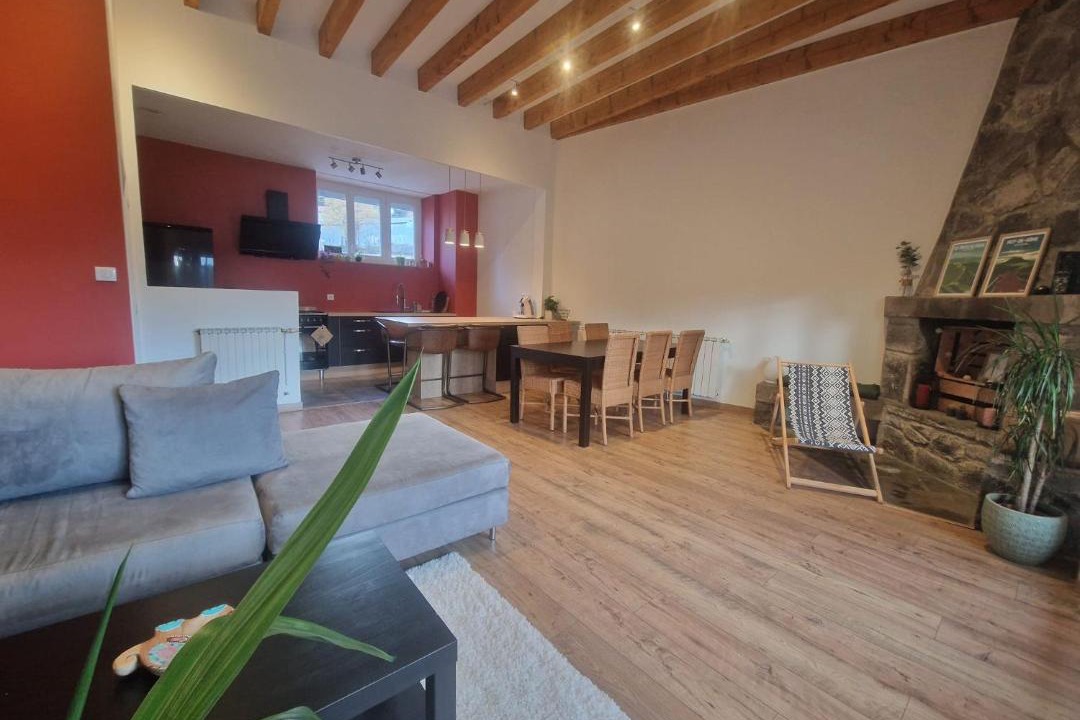 Photo of Livingroom in Aydat