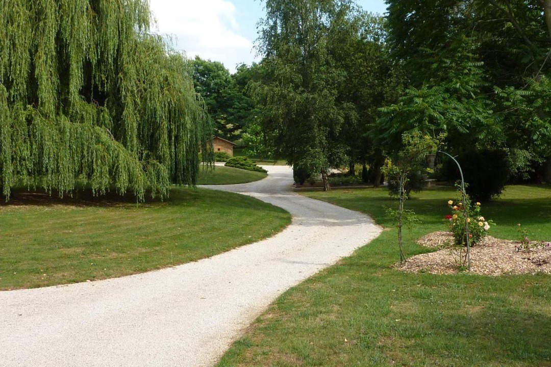 Photo of Others in Boyer