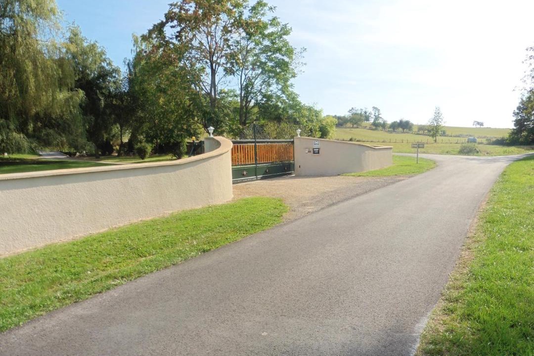 Photo of Others in Boyer