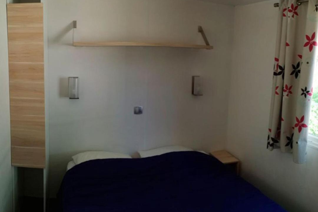 Photo of Bedroom in Collias