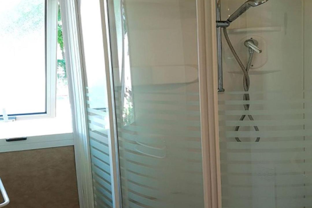 Photo of Bathroom in Collias
