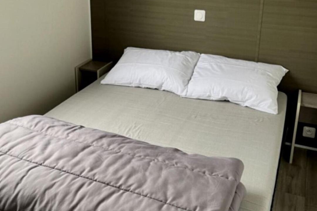 Photo of Bedroom in Saint-Vincent-de-Lamontjoie