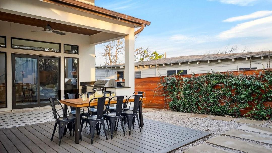 Photo of Patio Balcony in East MLK