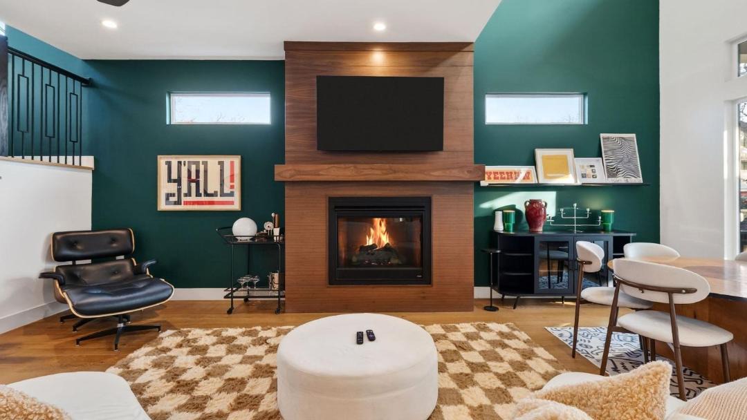 Photo of Livingroom in East MLK