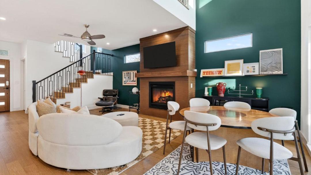 Photo of Livingroom in East MLK