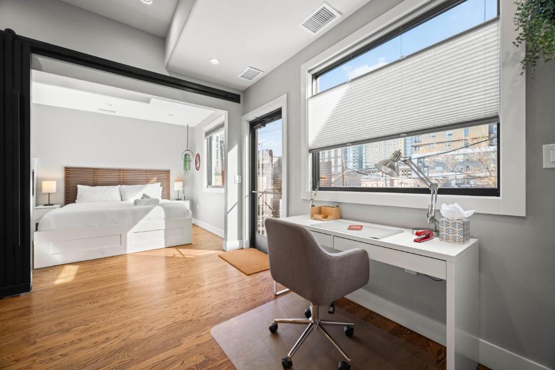 Photo of Bedroom in Ballpark