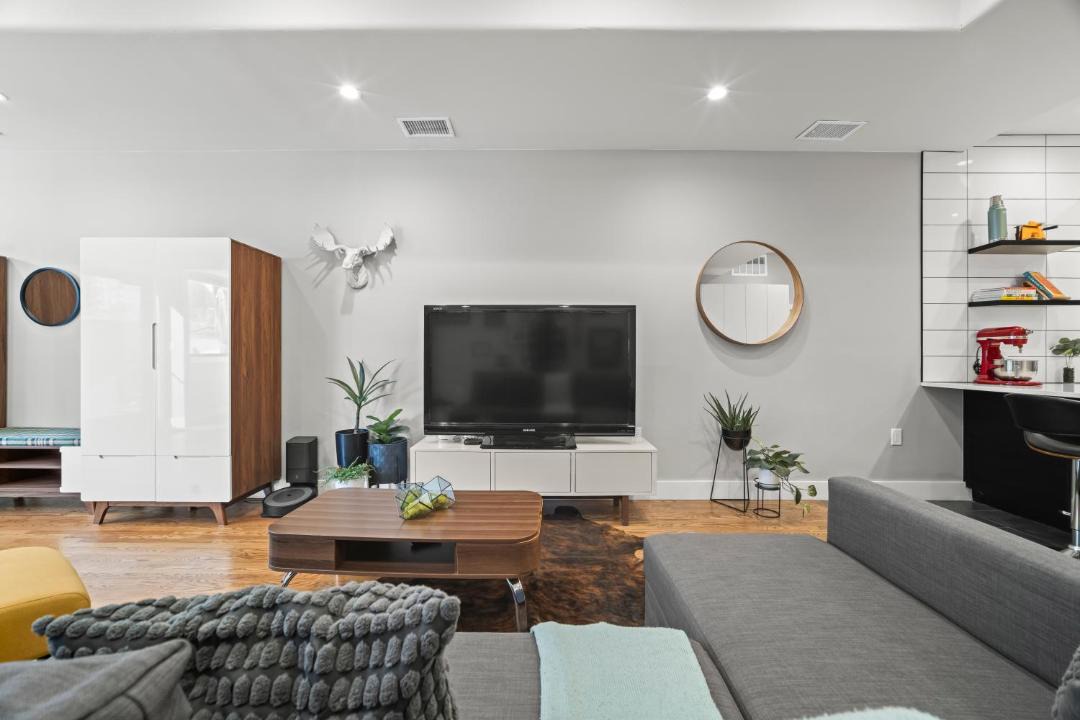 Photo of Livingroom in Ballpark
