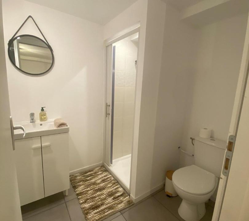 Photo of Bathroom in La Roche-sur-Yon