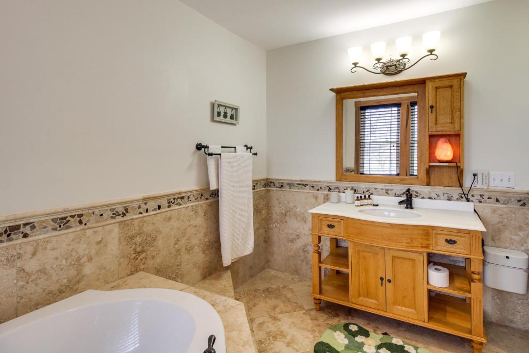 Photo of Bathroom in Pulaski