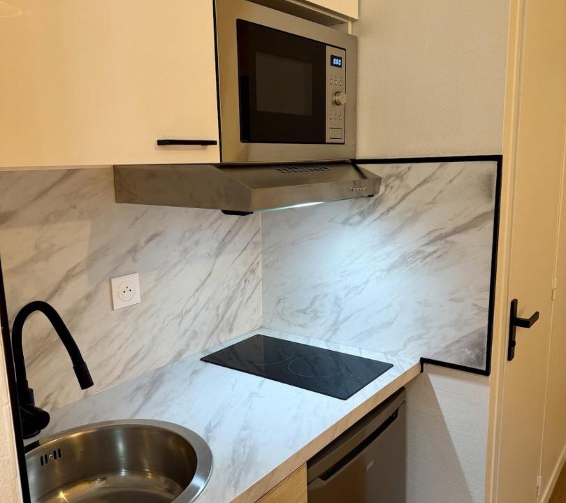 Photo of Kitchen in Thabor - Saint-Helier