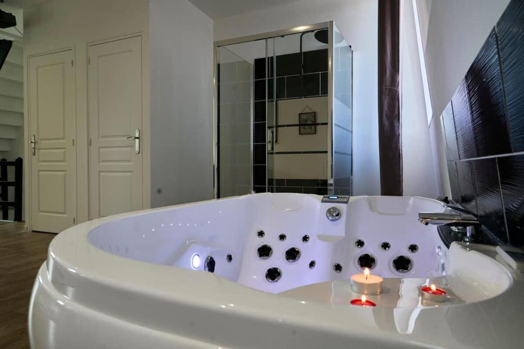 Photo of Bathroom in Tourcoing