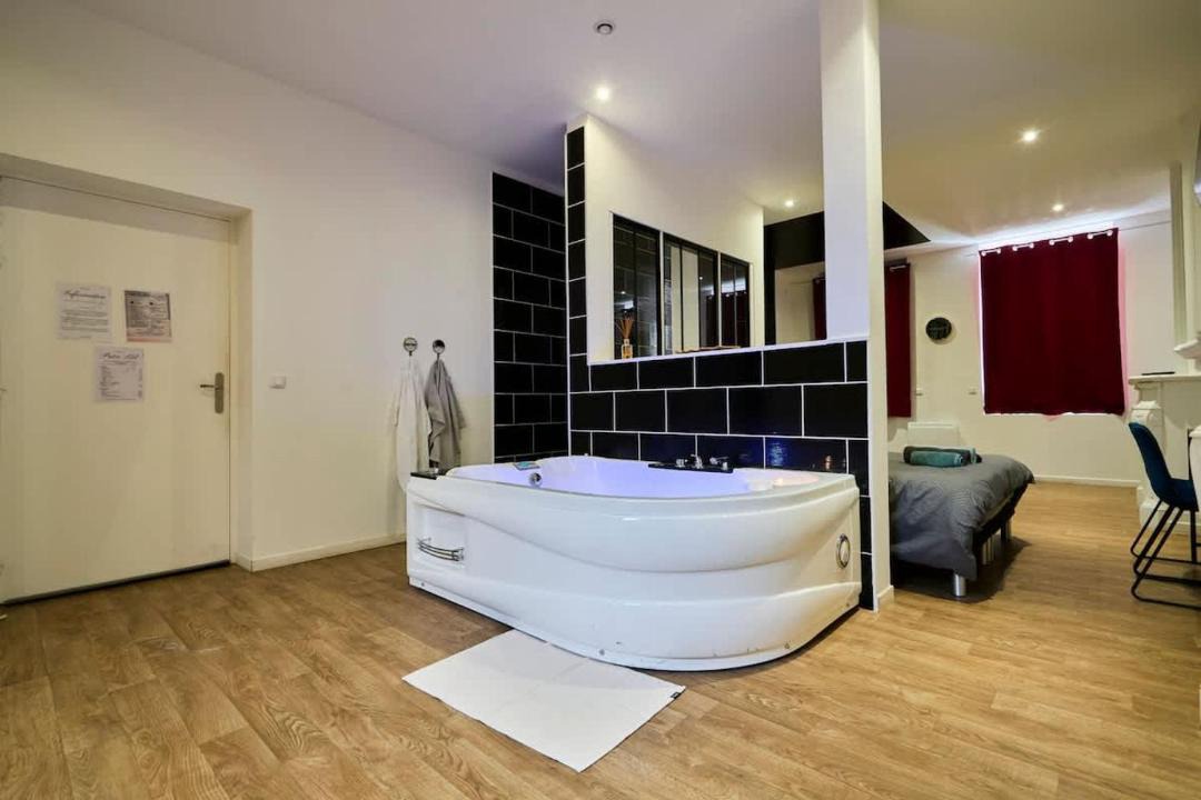 Photo of Bathroom in Tourcoing