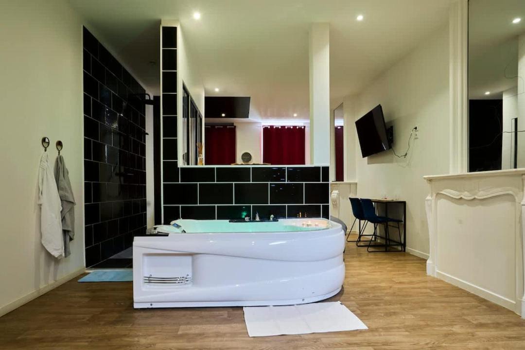 Photo of Bathroom in Tourcoing