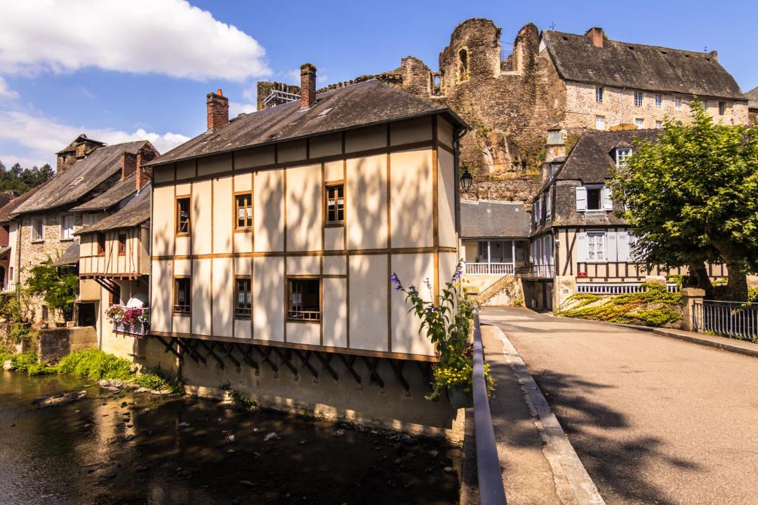 Photo of Buildings in Segur-le-Chateau
