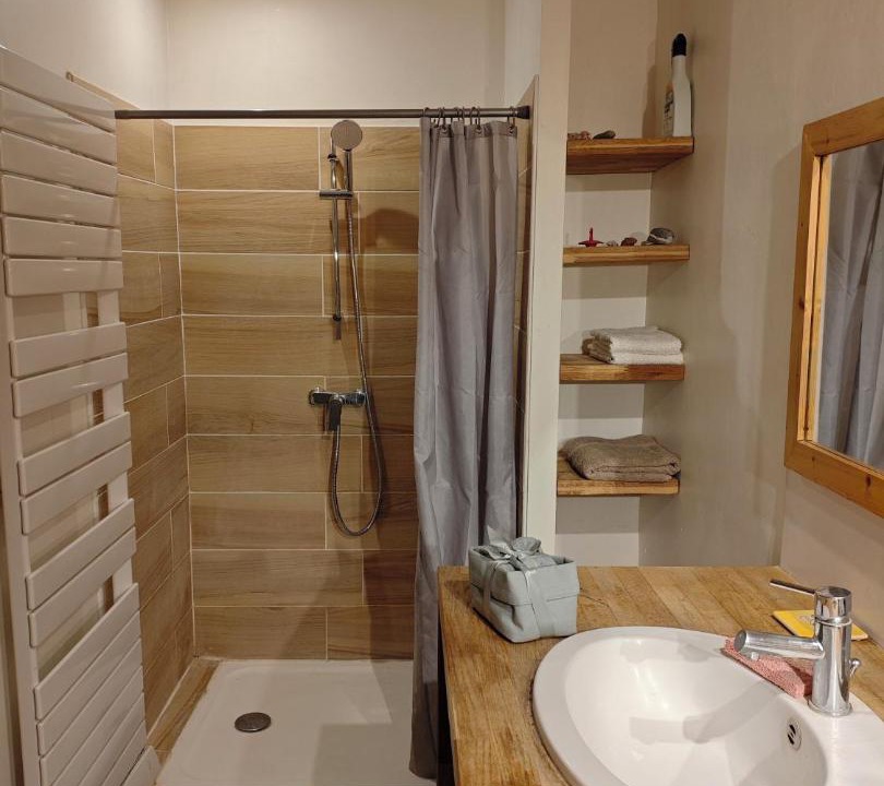Photo of Bathroom in Monts