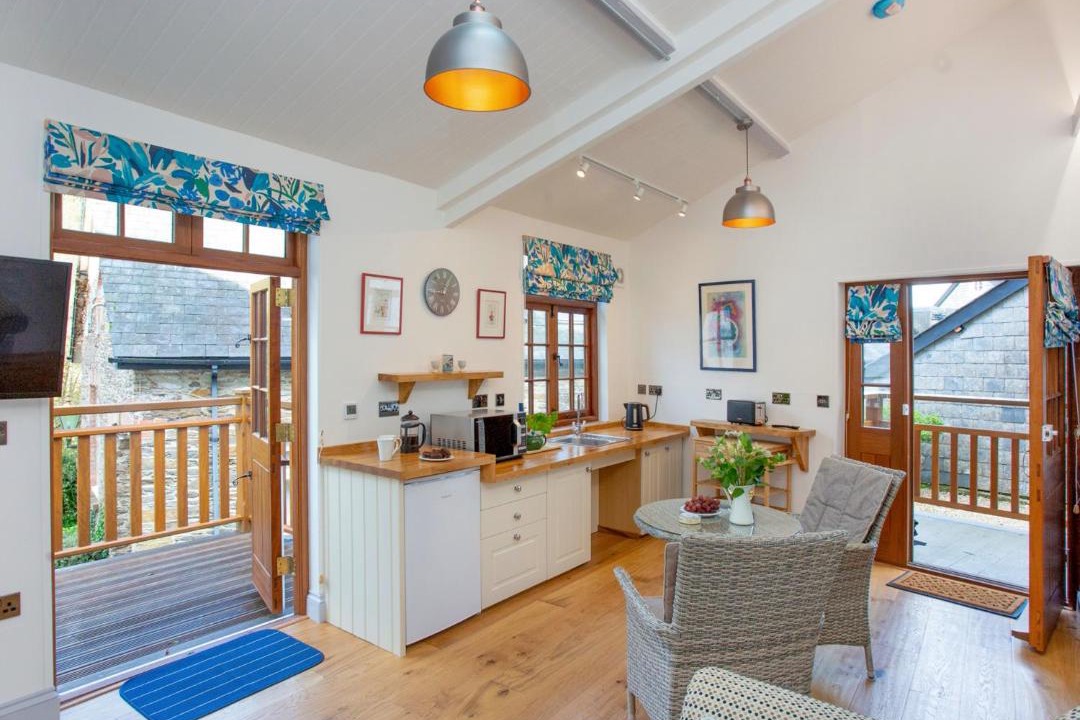 Photo of Others in Tuckenhay