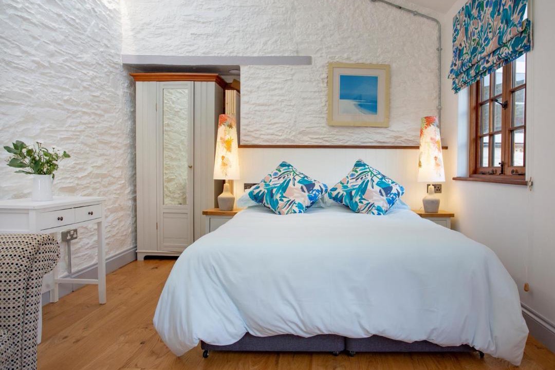 Photo of Bedroom in Tuckenhay