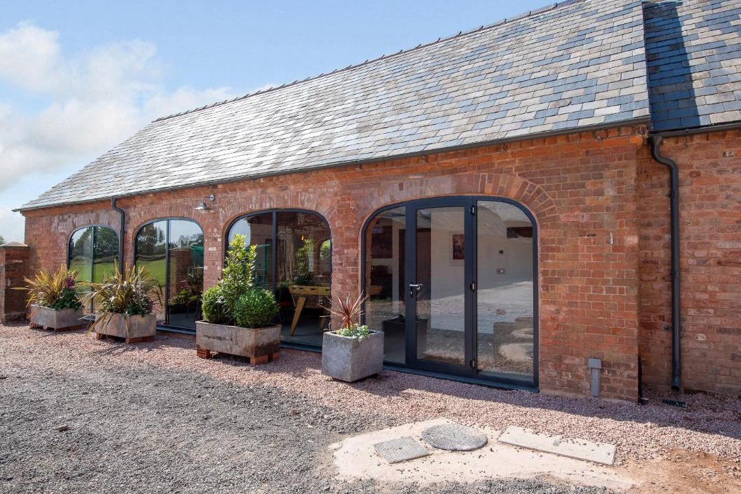 Photo of Others in Huntley