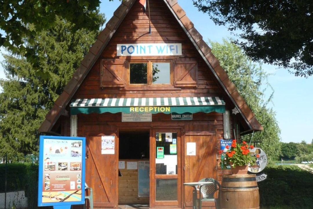 Photo of Others in Athee