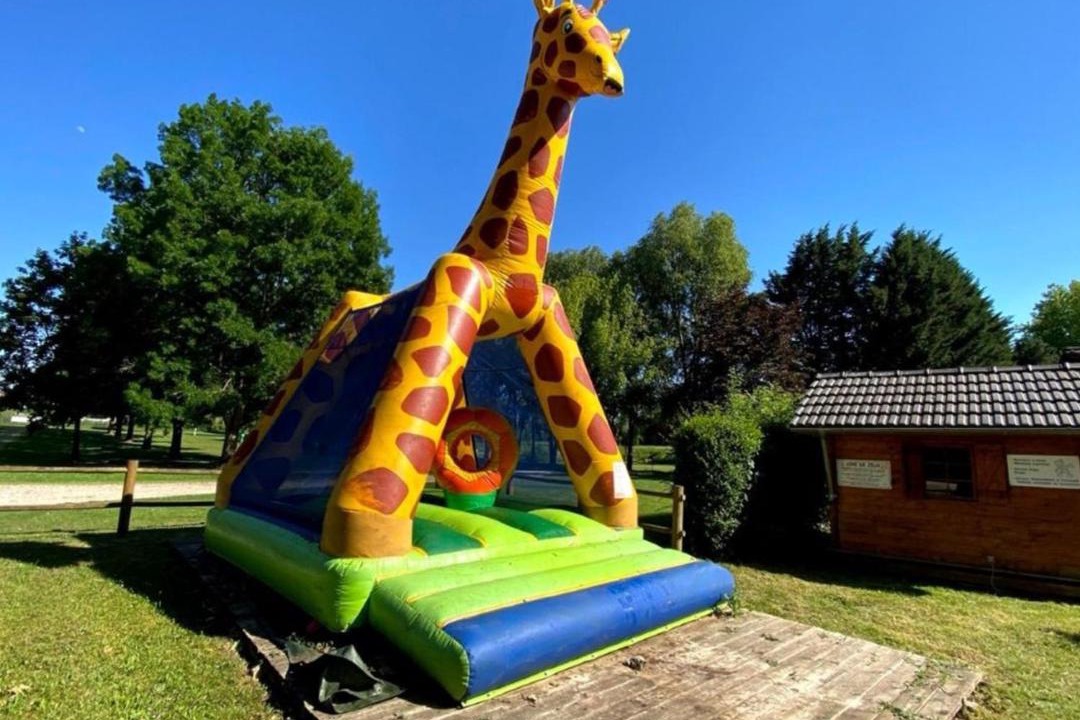 Photo of Others in Athee