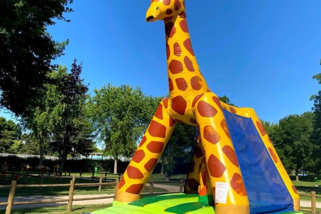 Photo of Others in Athee