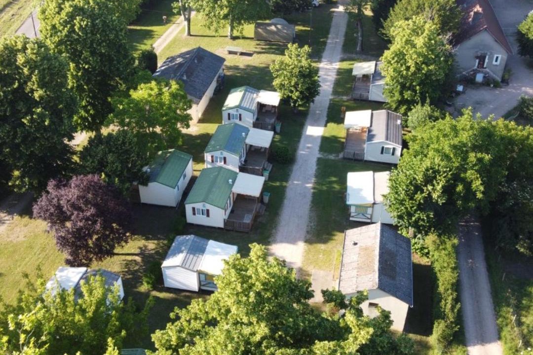 Photo of Others in Athee