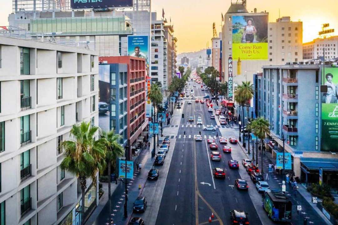 Photo of Others in Hollywood