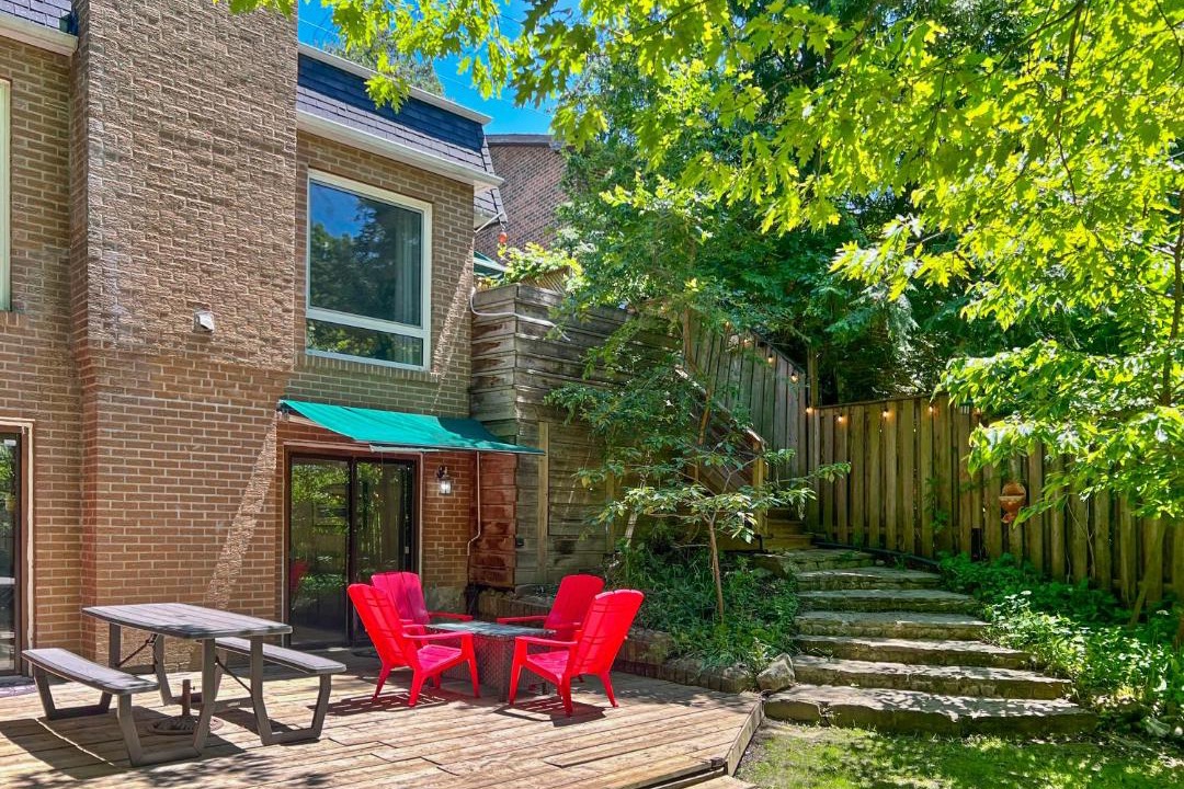 Photo of Patio Balcony in Broadview North