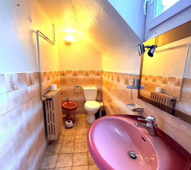 Photo of Bathroom in Vernou-la-Celle-sur-Seine