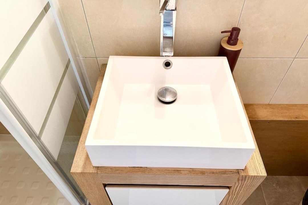 Photo of Bathroom in Arts-et-Metiers