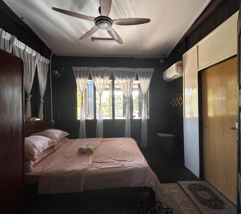 Photo of Bedroom in Kampong Raja