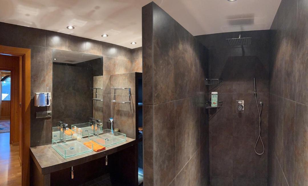 Photo of Bathroom in Ax-les-Thermes