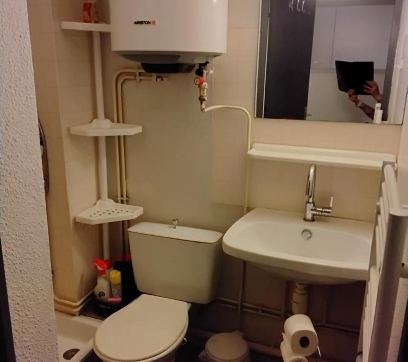 Photo of Bathroom in Lamalou-les-Bains