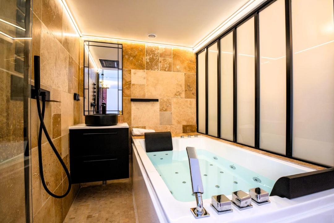 Photo of Bathroom in Croix-d'Argent