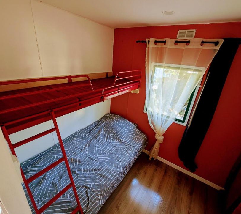 Photo of Bedroom in Saint-Paulet-de-Caisson