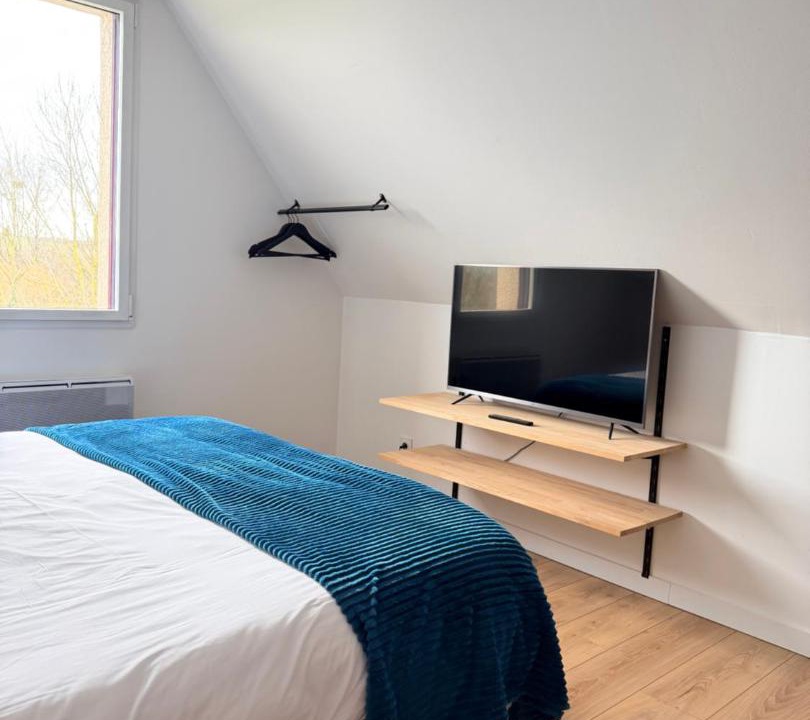 Photo of Others in Isques