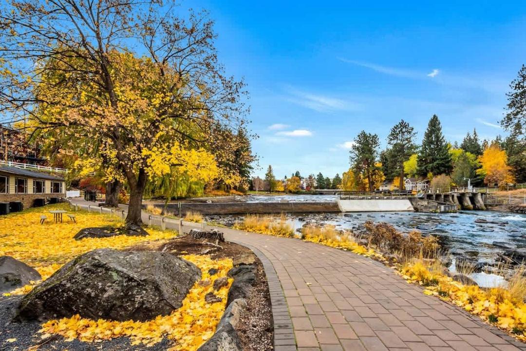 Photo of Others in Bend