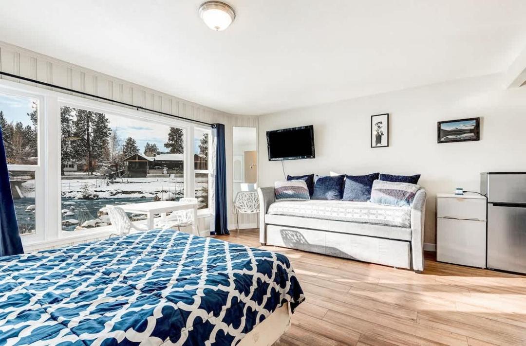 Photo of Bedroom in Bend