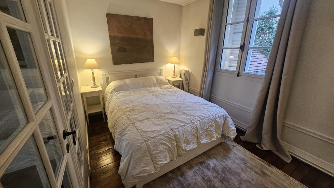Photo of Bedroom in 6th Arrondissement