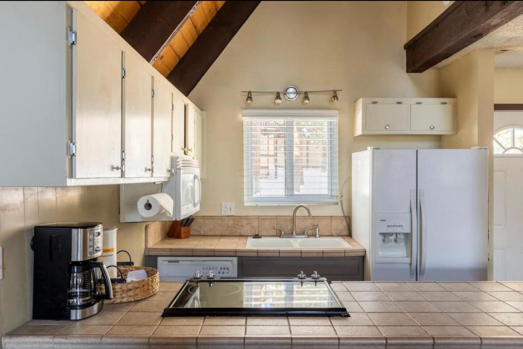 Photo of Kitchen in Mammoth Lakes