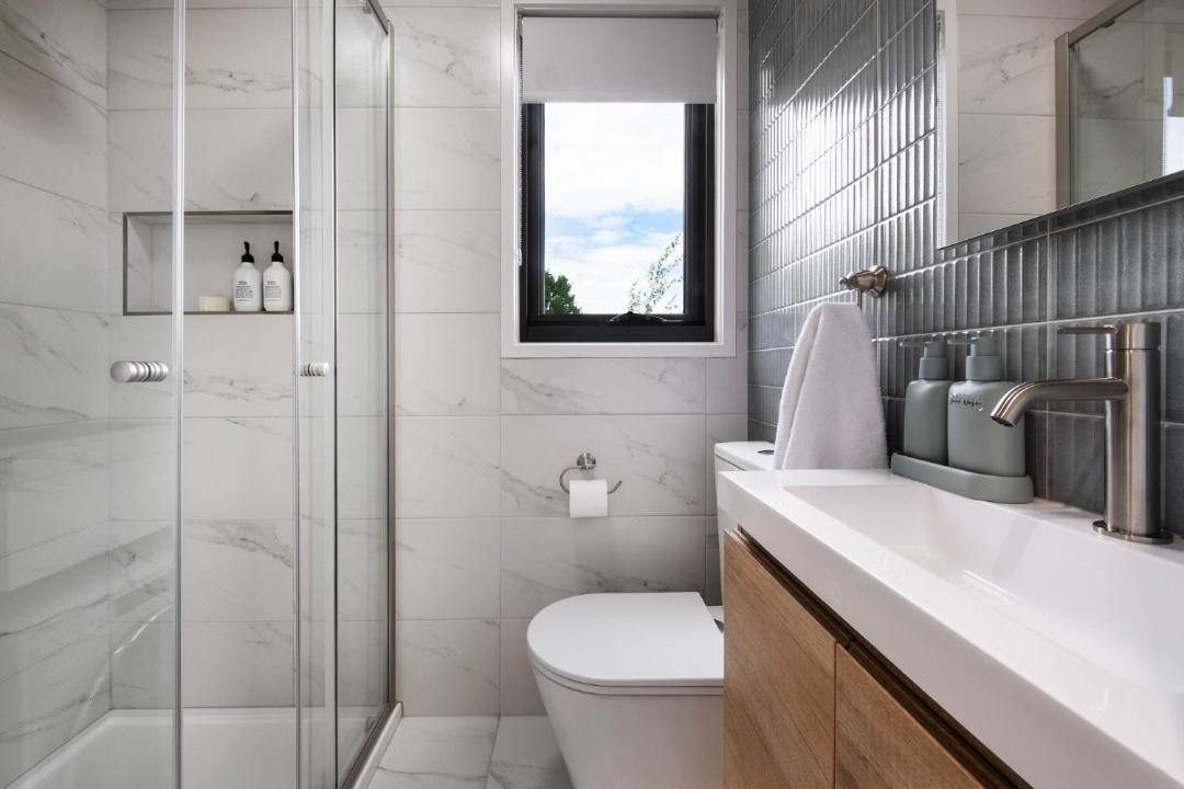 Photo of Others in Hepburn