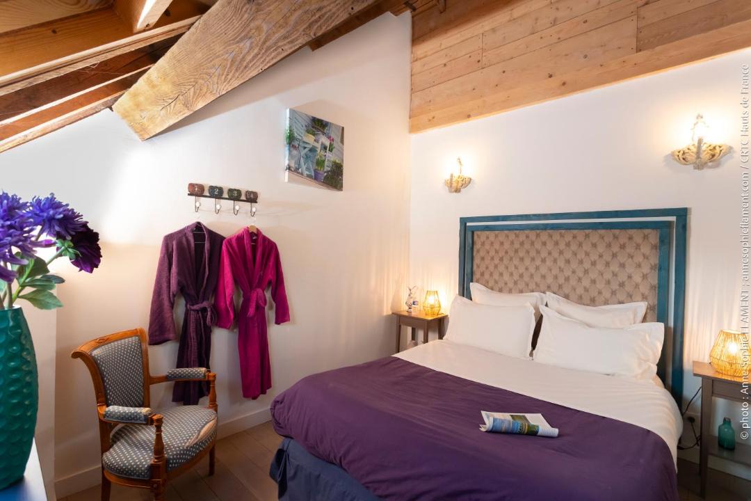 Photo of Bedroom in Noyant-et-Aconin