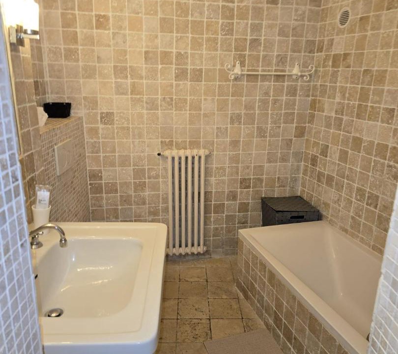 Photo of Bathroom in La Celle-sous-Gouzon