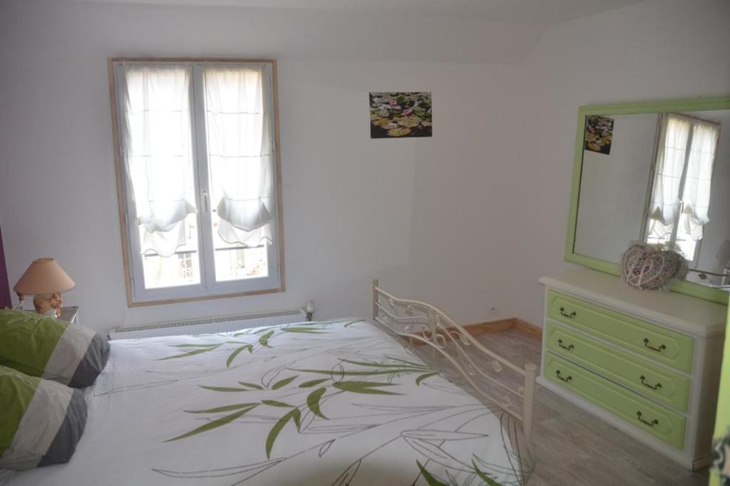 Photo of Bedroom in Vernon