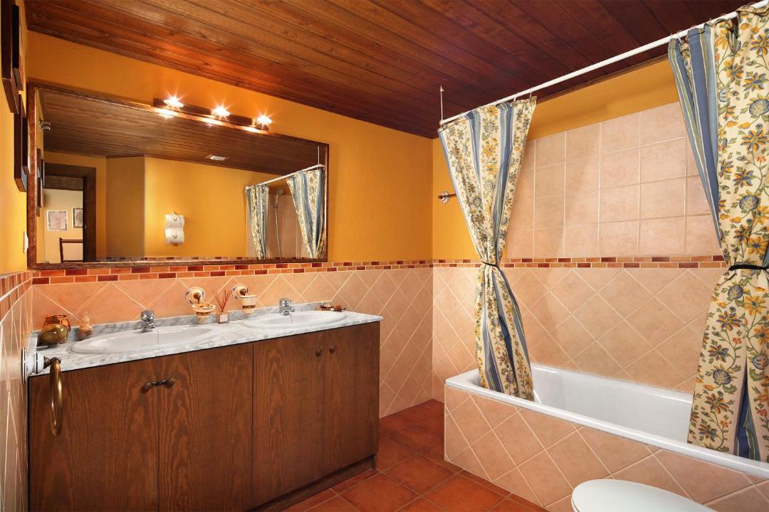 Photo of Bathroom in Gausach