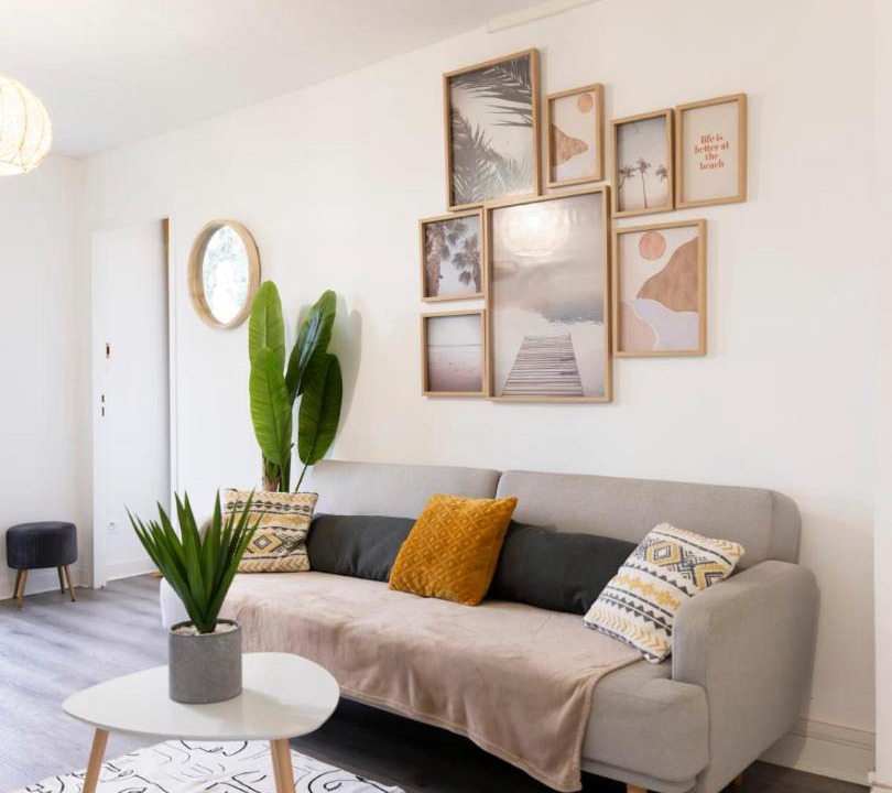 Photo of Livingroom in Quartier Beauregard-Boufflers-Buthegnemont-Boudonville