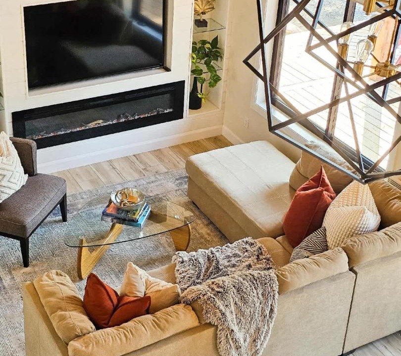 Photo of Livingroom in Mansfield-et-Pontefract