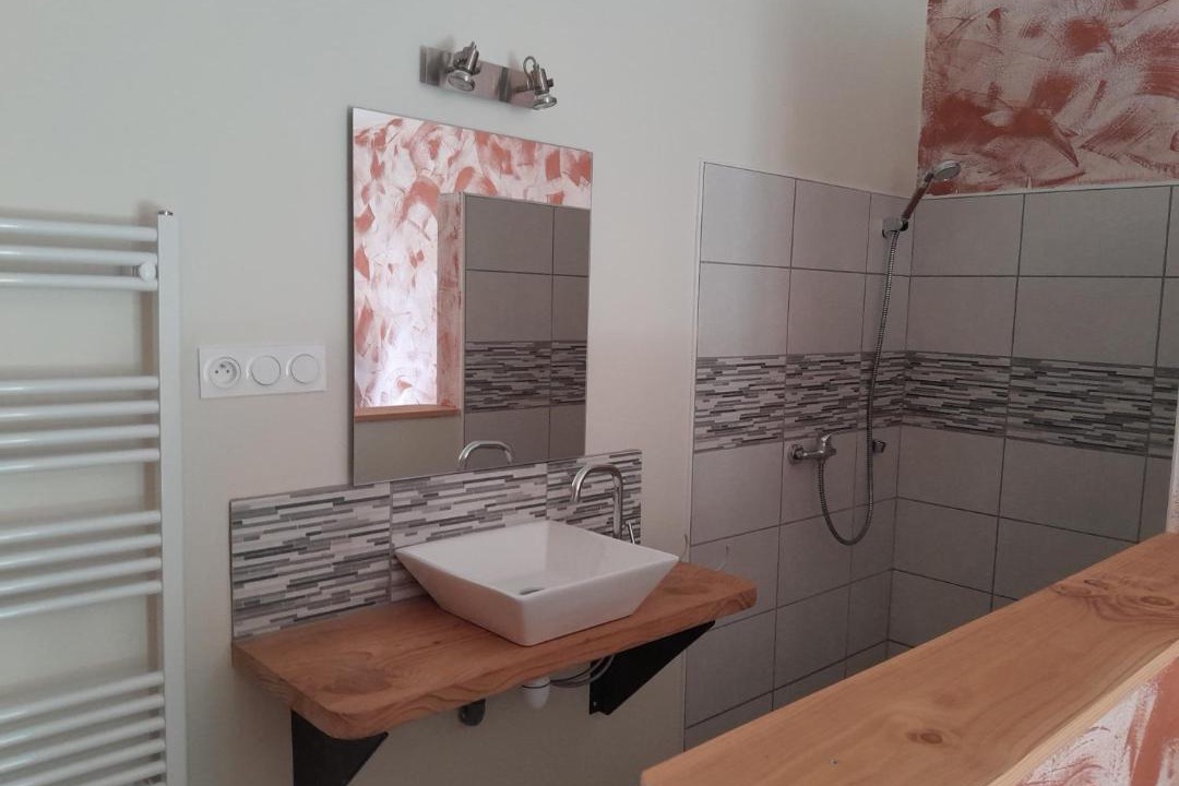 Photo of Bathroom in Quillan