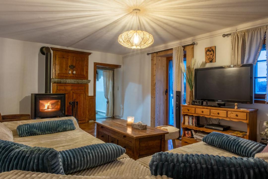 Photo of Others in Prenovel