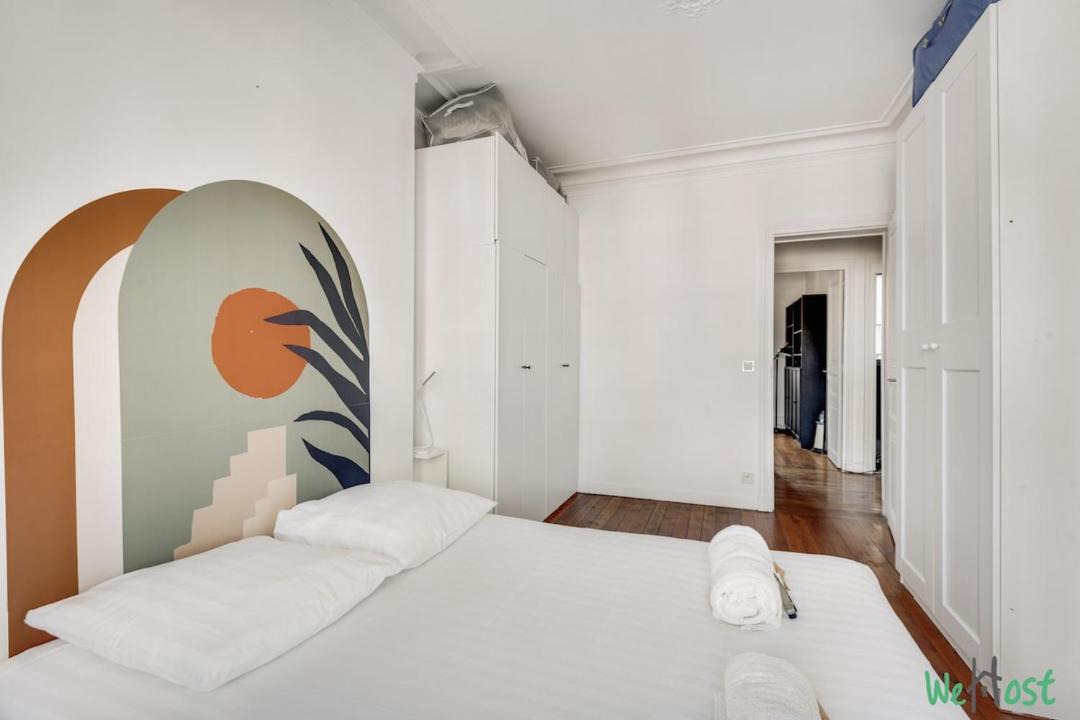 Photo of Bedroom in Saint-Denis